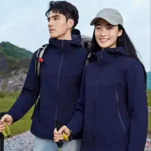 Softshelljacke Damen mit Kapuze, Zippertaschen und Innenfutter – Bild 2