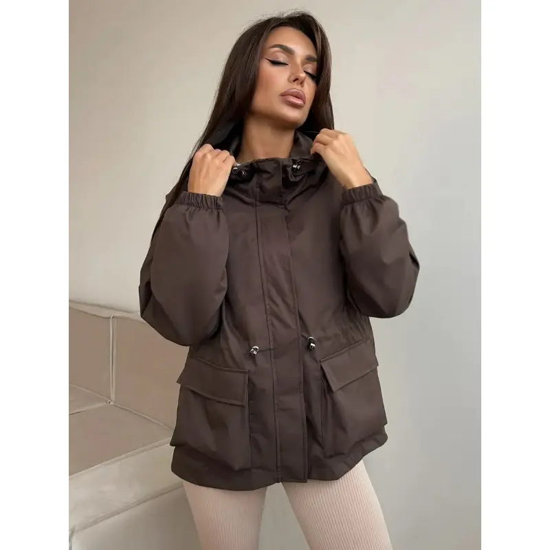 Regenparka Damen kurz mit Kordelzug und großen Taschen – Bild 4