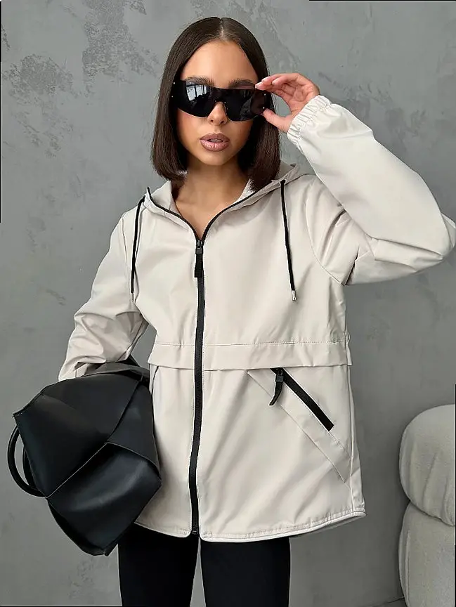 Regenjacke Damen mit Kapuze, Reißverschluss und Seitentaschen – Bild 6